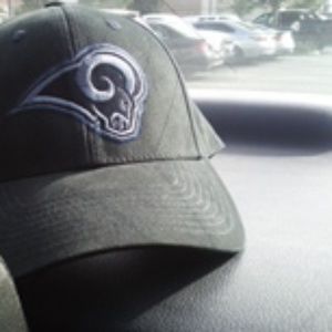 Rams black hat
